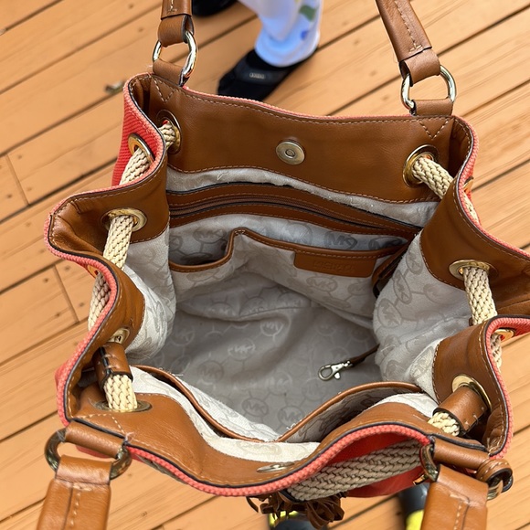 MICHAEL Michael Kors Large Marina Gathered Tote - Picture 15 of 16